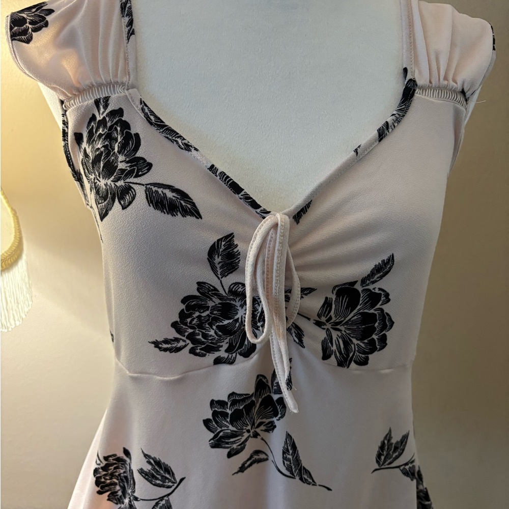 Candies Pink & Black Floral Print Sleeveless Women's Top Size M - Picture 2 of 9
